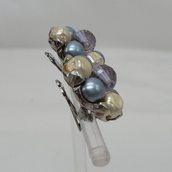 Vtg Blue Glass Bead Cluster Clip-On Earrings Faux Pearls Silver Tone - Picture 8 of 13